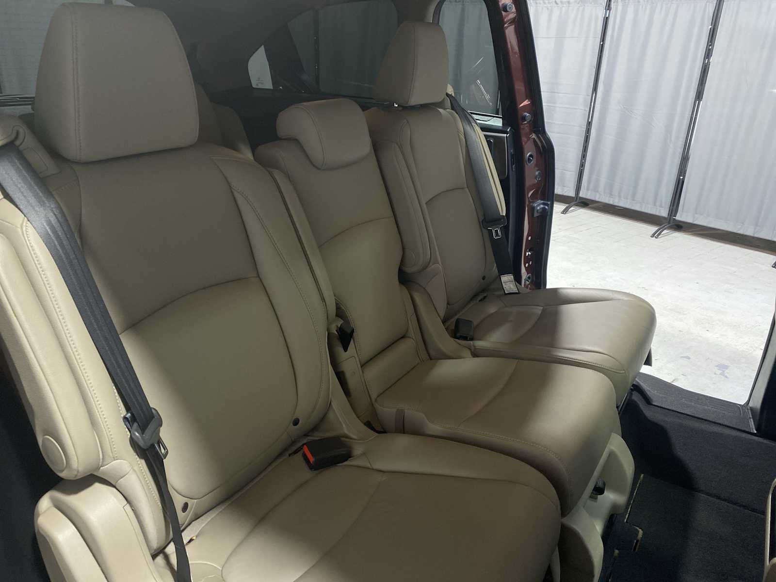 Thumbnail: 2018 Honda Odyssey - 13