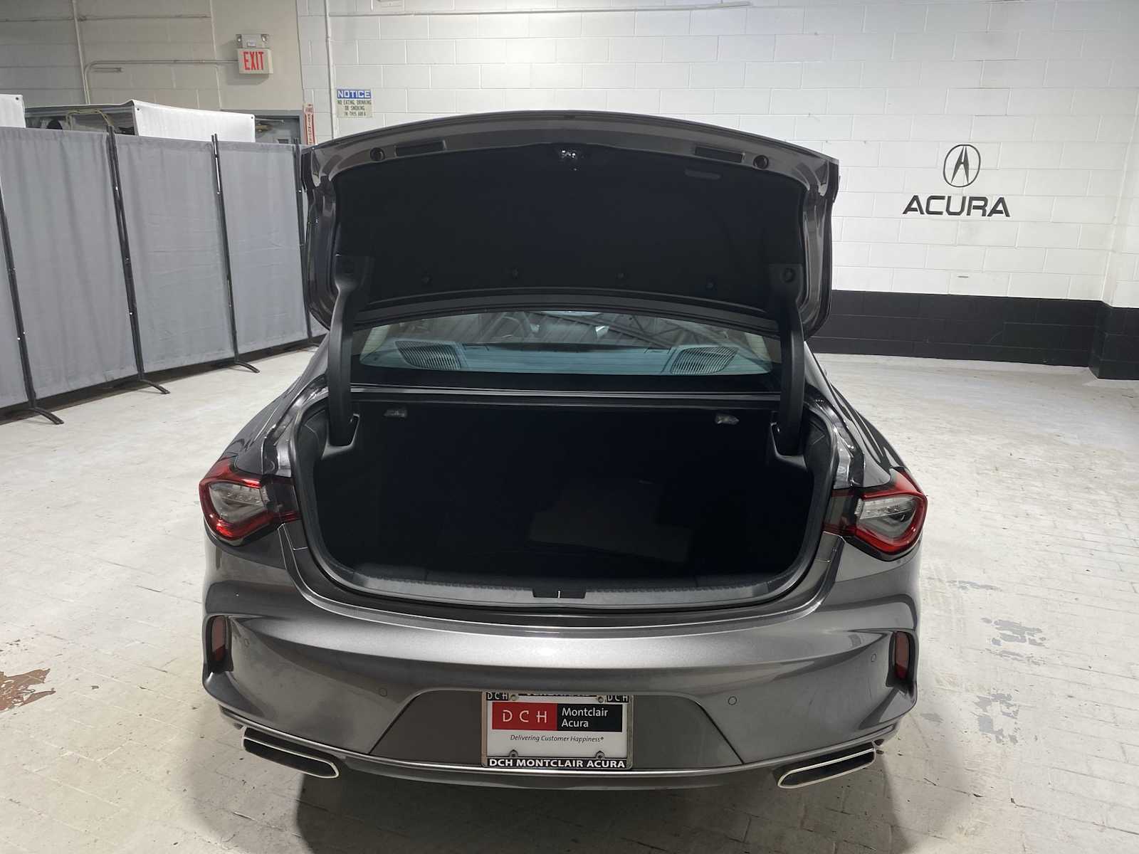 Thumbnail: 2025 Acura TLX - 19