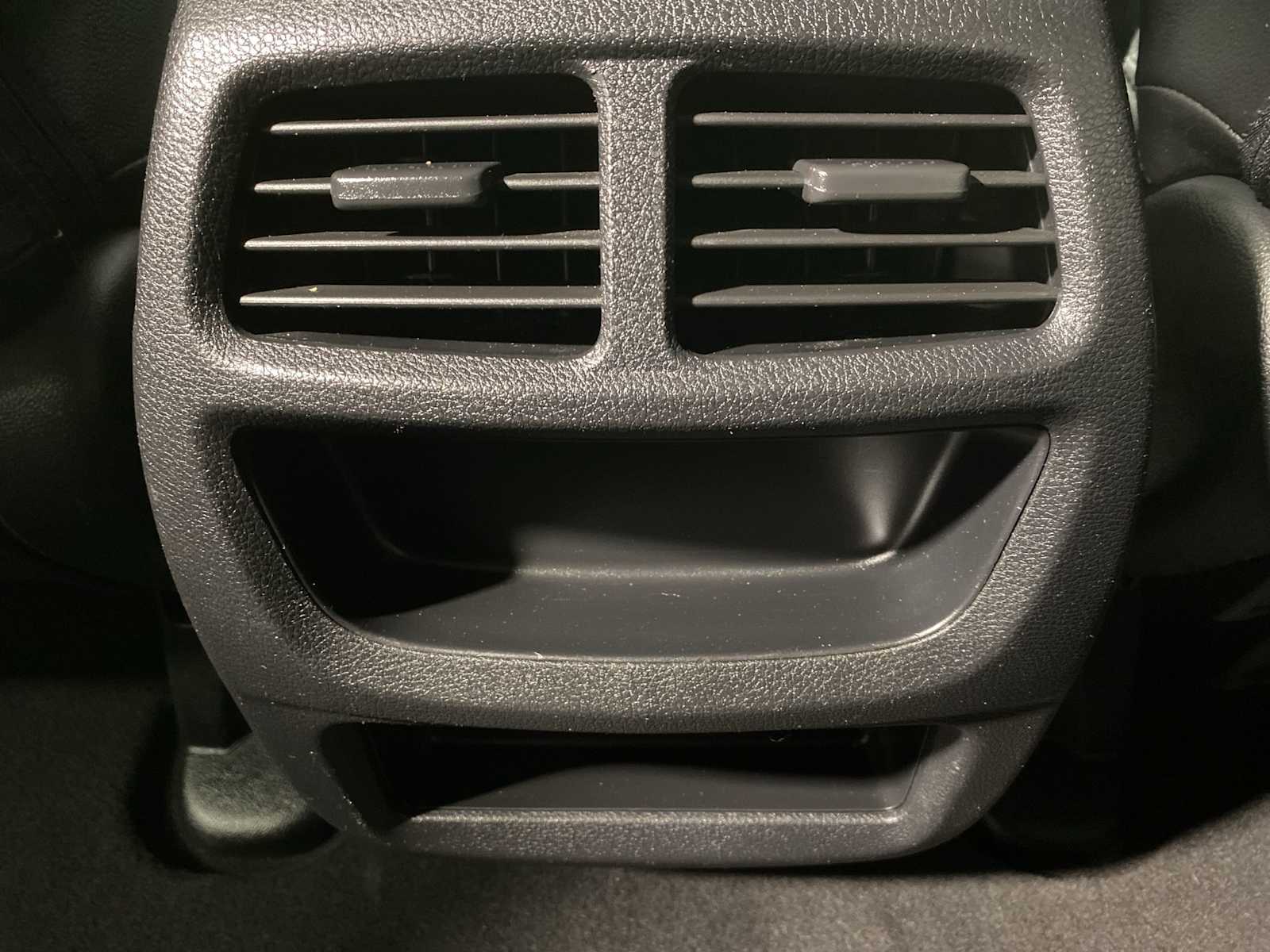 Thumbnail: 2018 Honda Pilot - 25