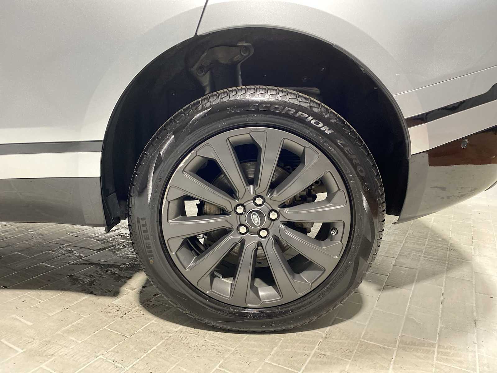 Thumbnail: 2019 Land Rover Range Rover Velar - 8