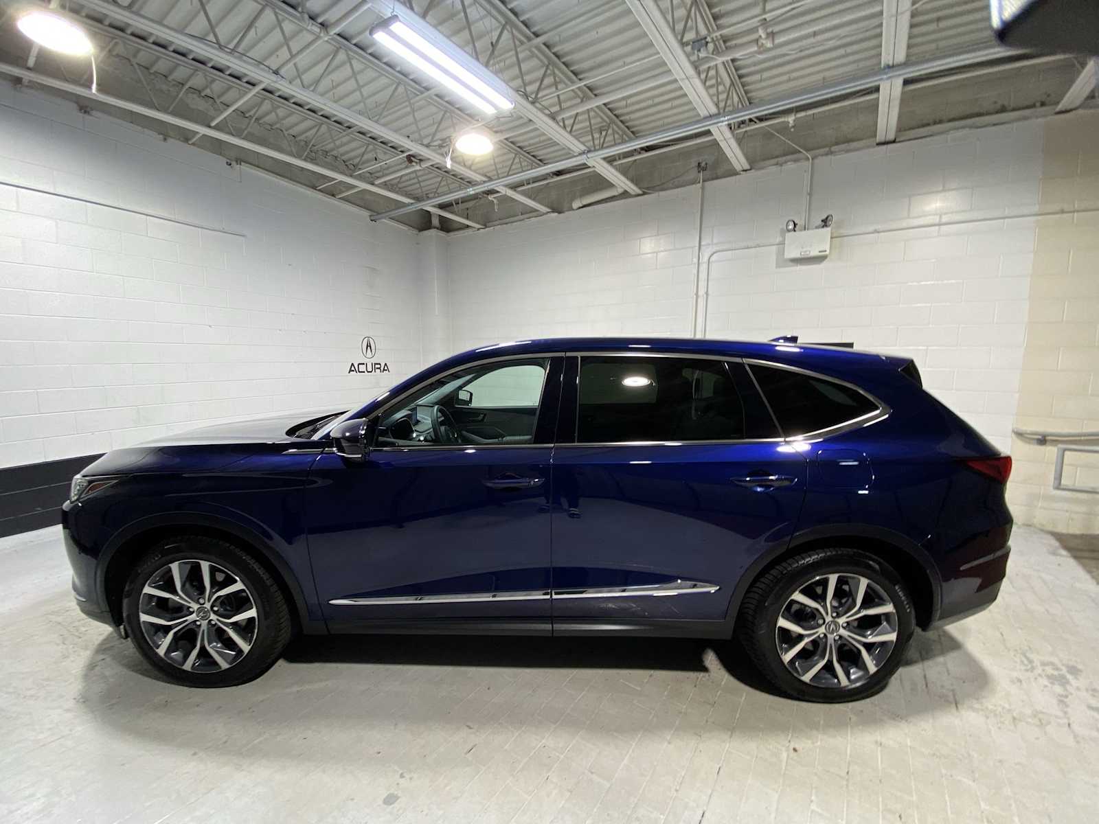 Thumbnail: 2022 Acura MDX - 3