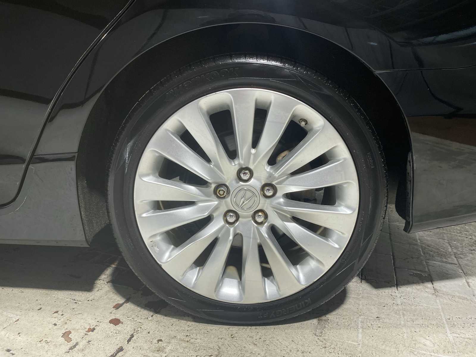 Thumbnail: 2014 Acura RLX - 8