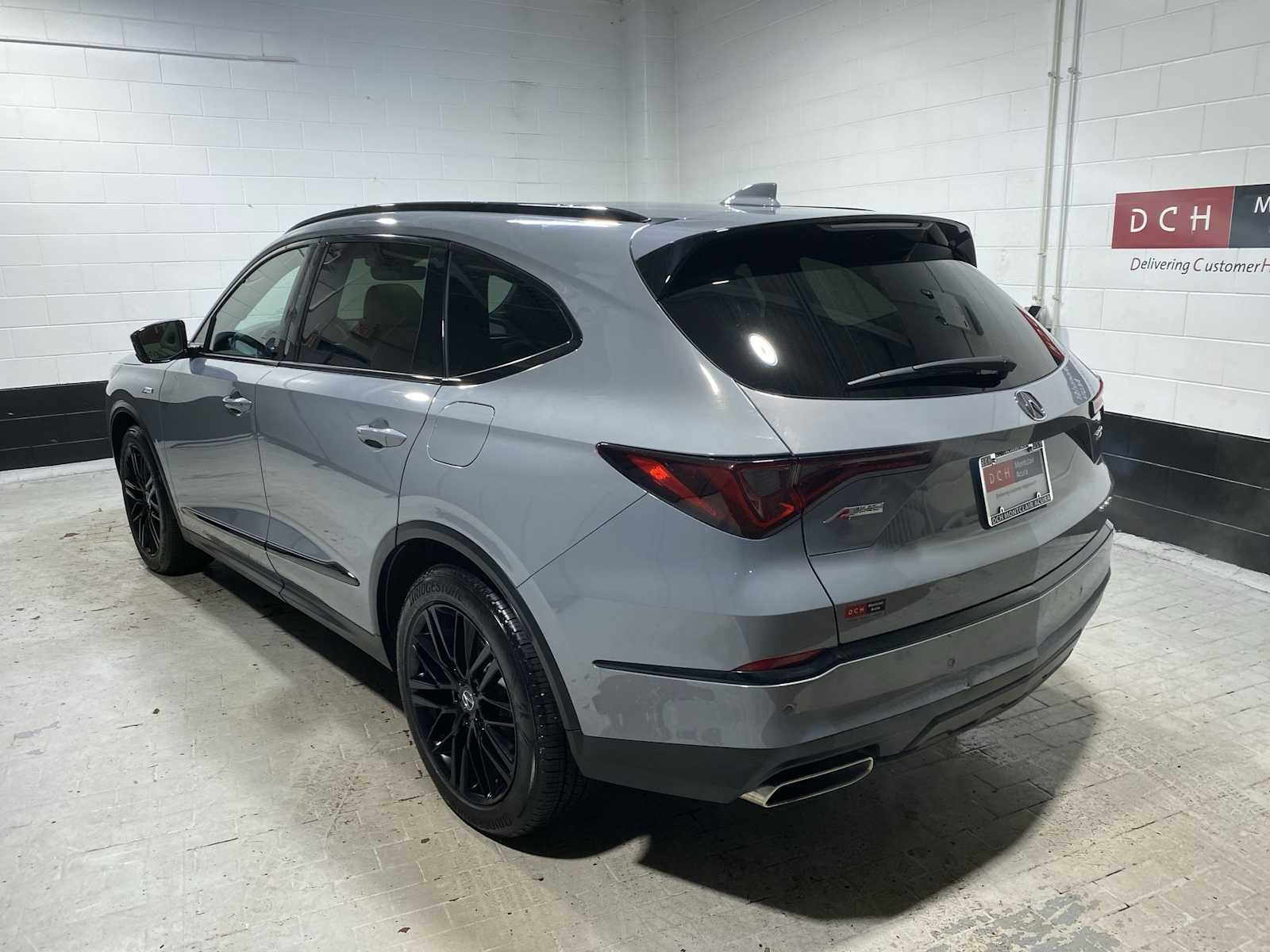 Thumbnail: 2025 Acura MDX - 4