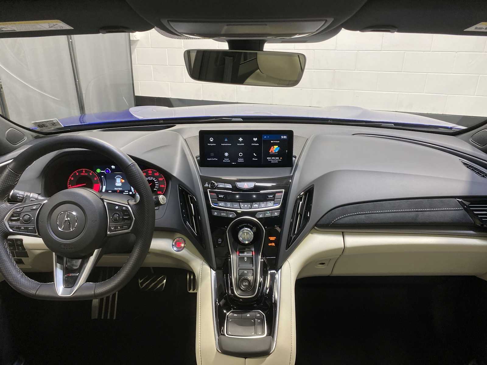 Thumbnail: 2025 Acura RDX - 10