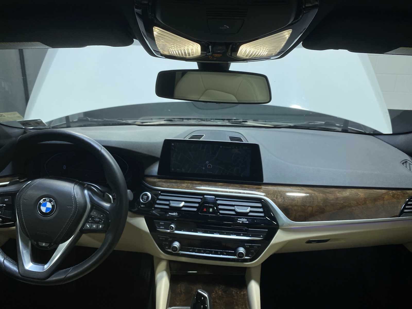 Thumbnail: 2020 BMW 5 Series - 10