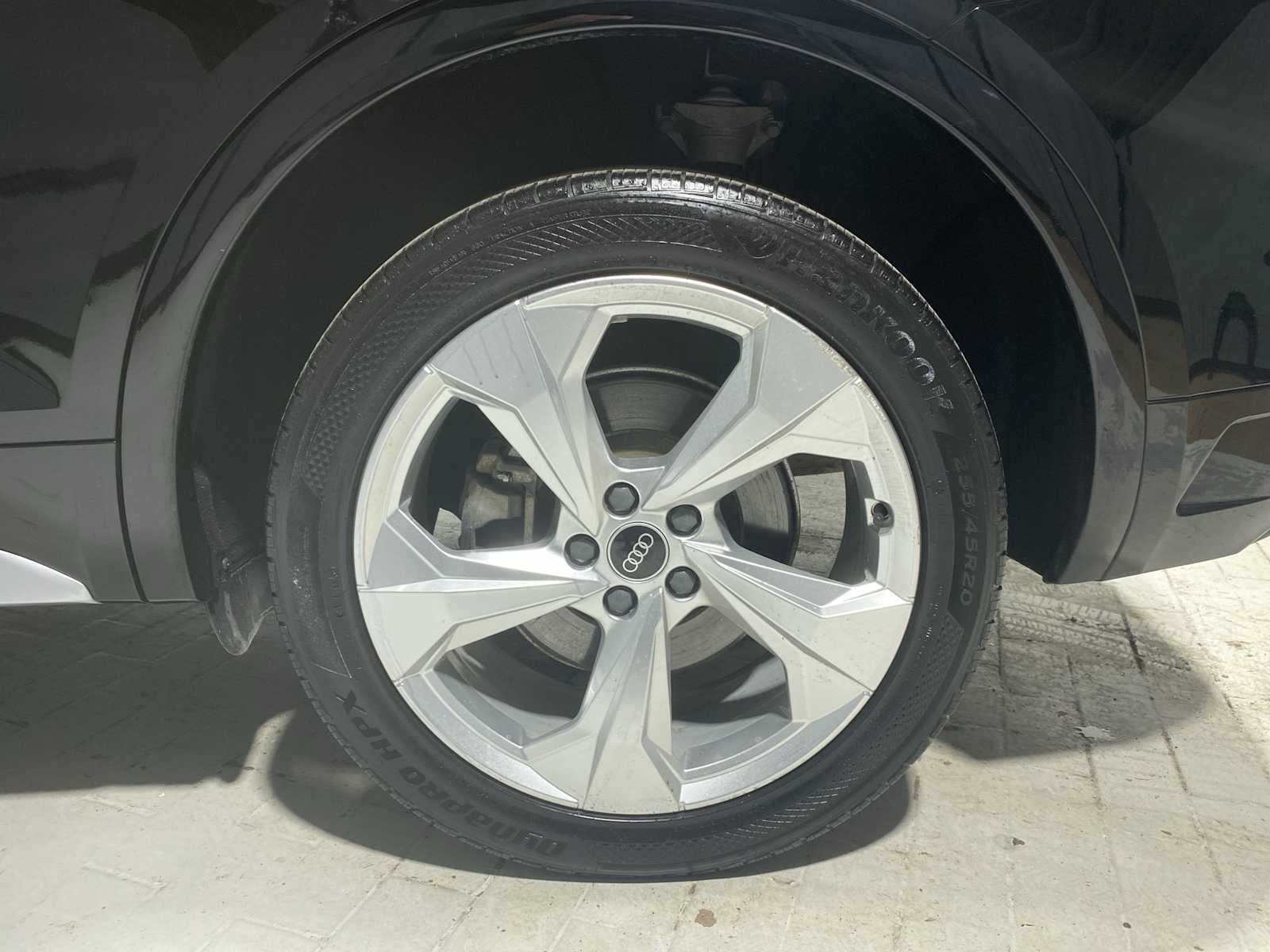 Thumbnail: 2021 Audi Q5 - 8