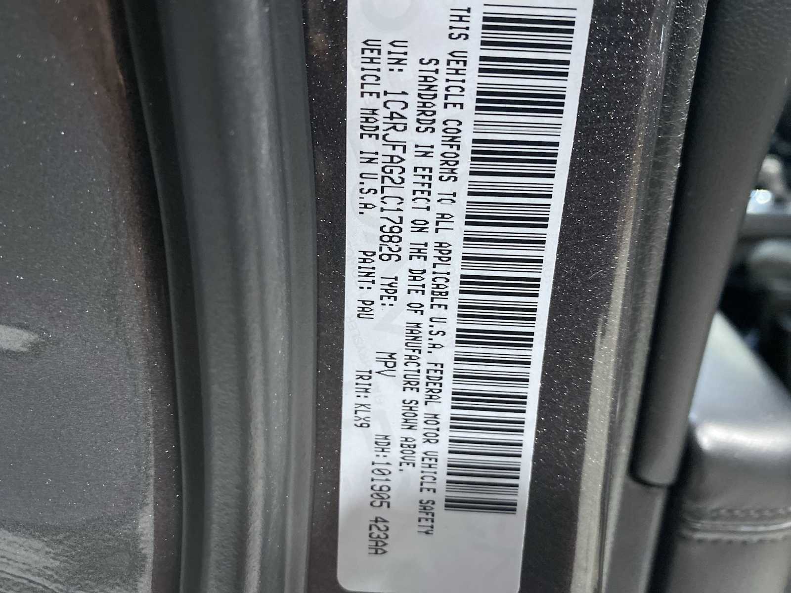 Thumbnail: 2020 Jeep Grand Cherokee - 21