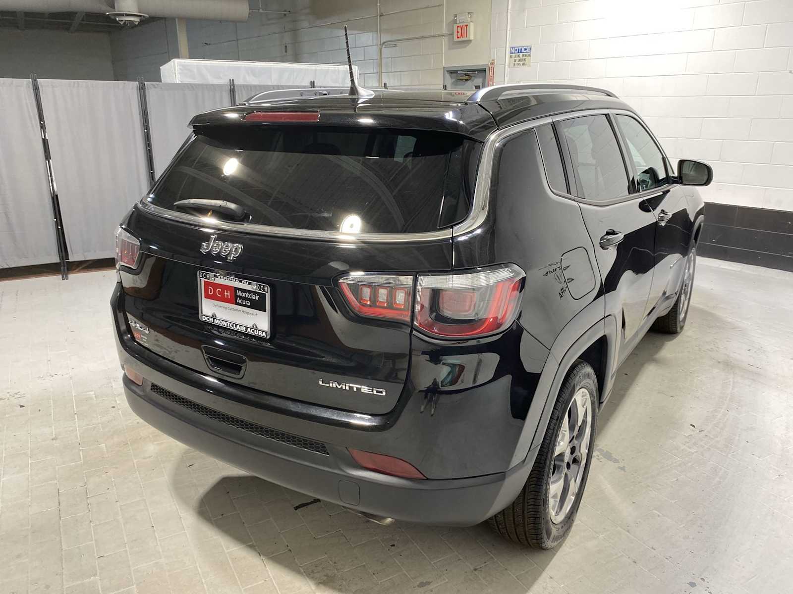 Thumbnail: 2020 Jeep Compass - 26