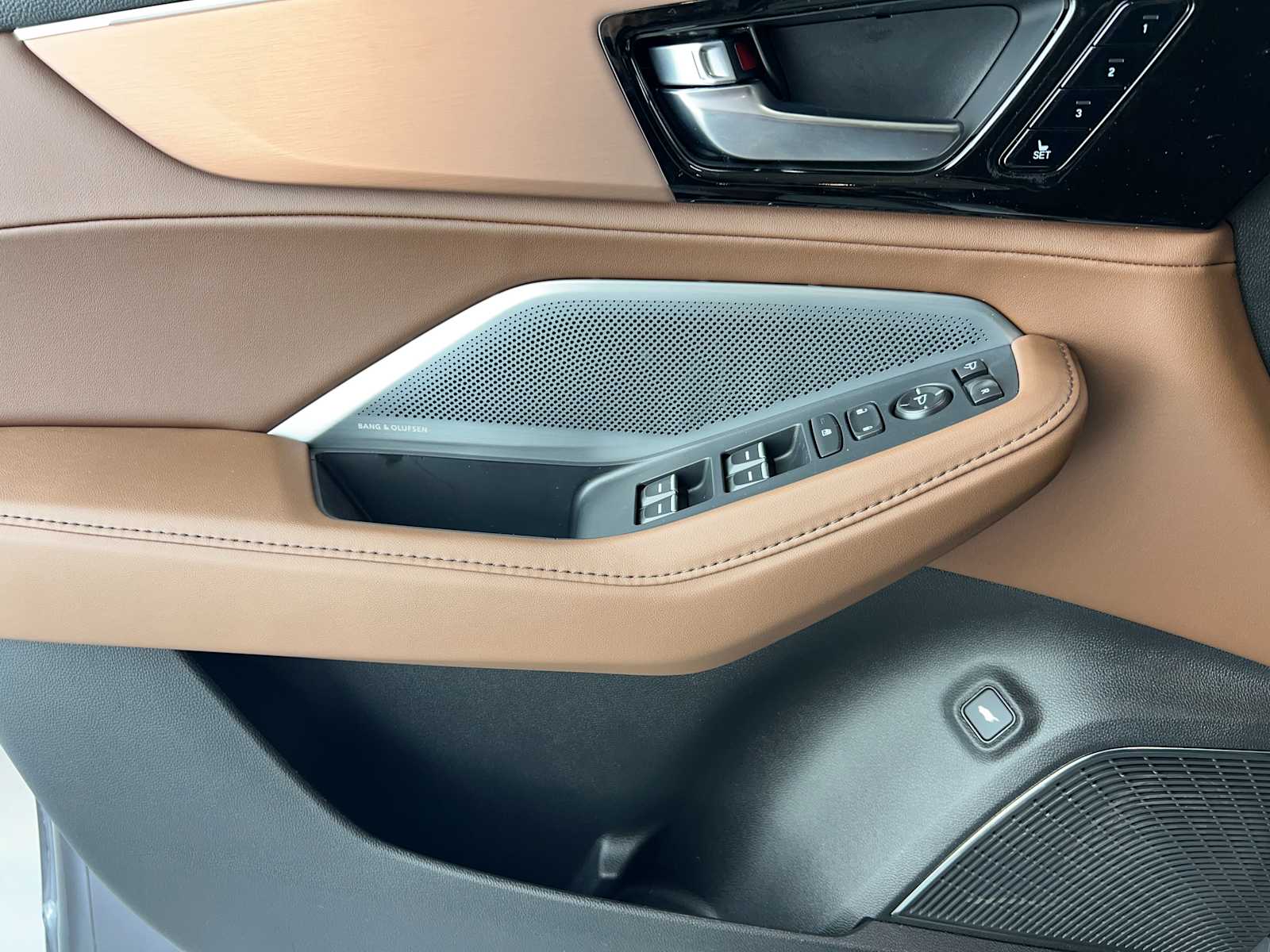 Thumbnail: 2026 Acura MDX - 22