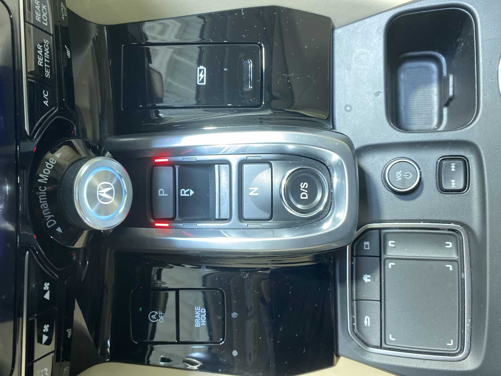 Thumbnail: 2023 Acura MDX - 17