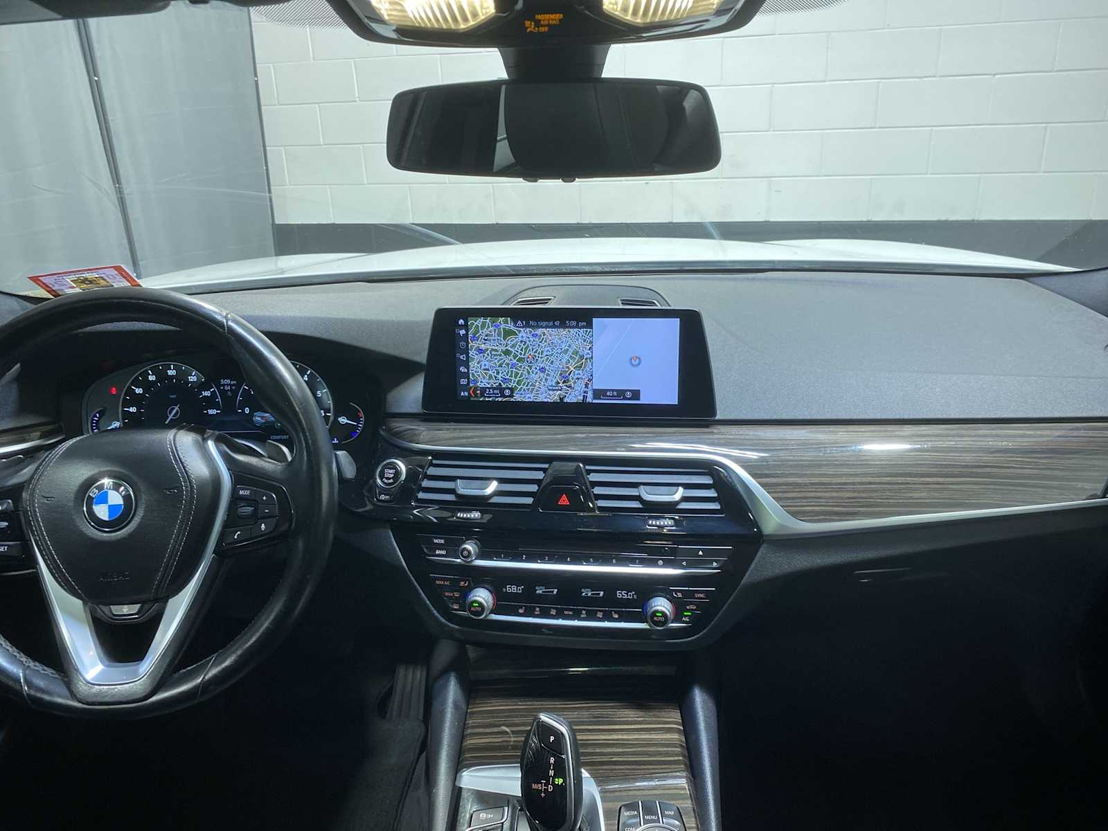 Thumbnail: 2017 BMW 5 Series - 10