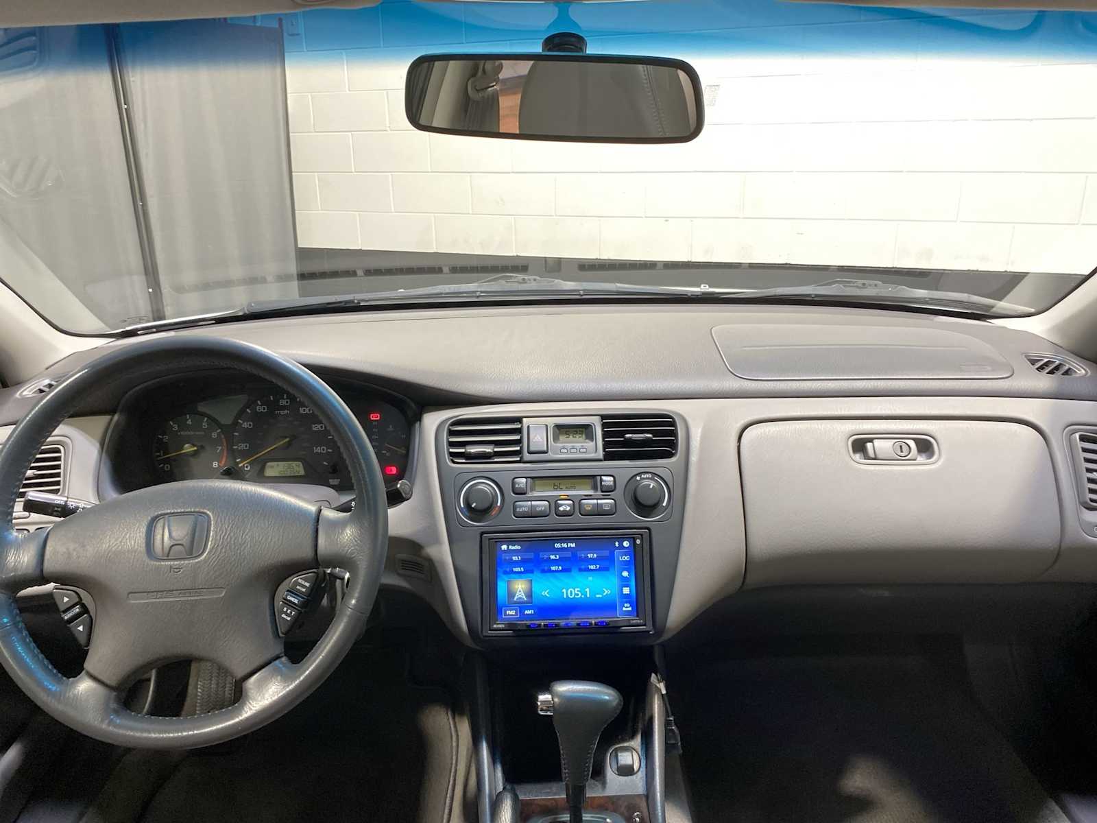 Thumbnail: 2001 Honda Accord - 10
