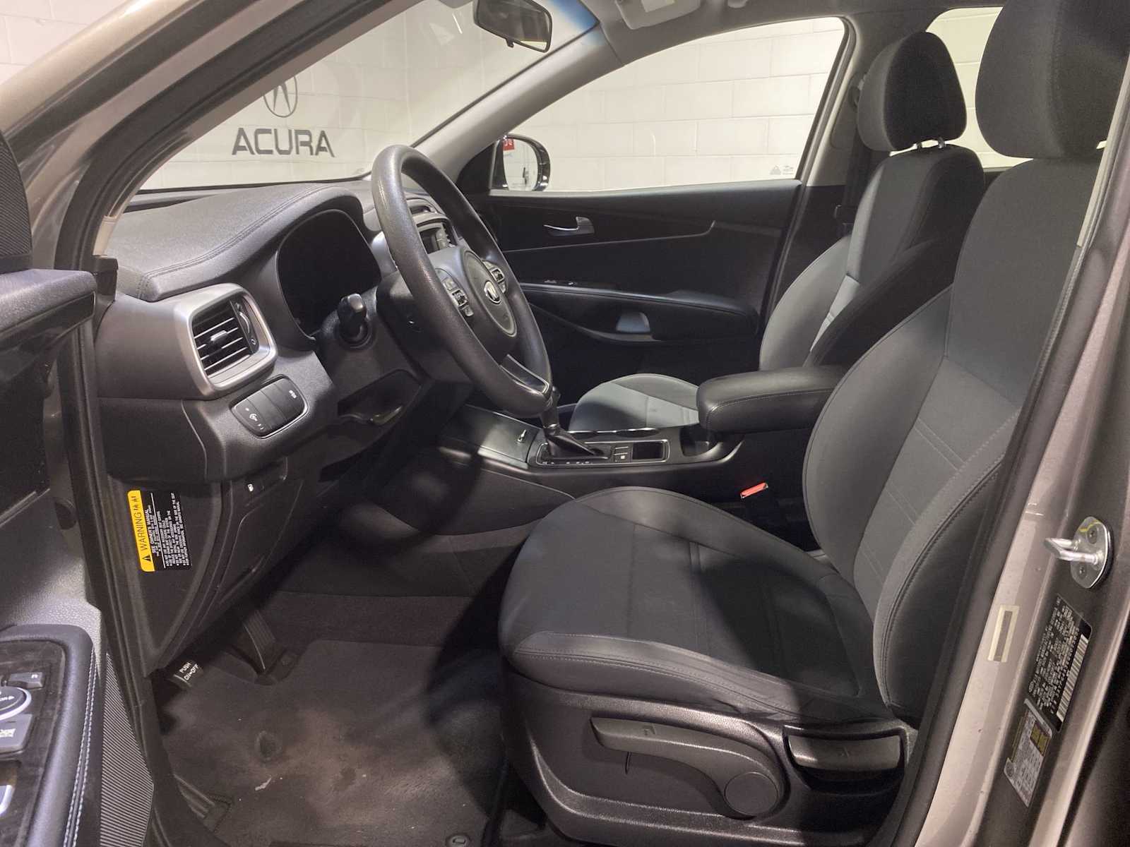 Thumbnail: 2016 Kia Sorento - 2