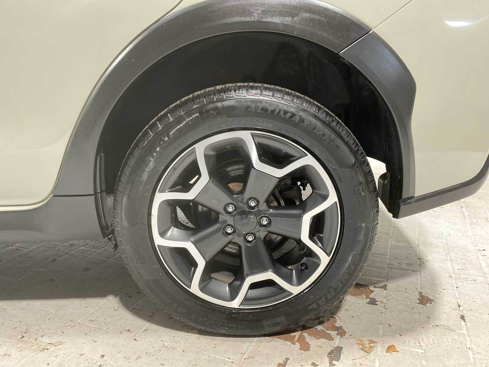 Thumbnail: 2015 Subaru XV Crosstrek - 8