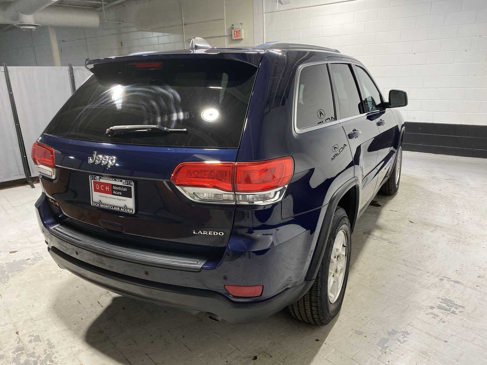 Thumbnail: 2017 Jeep Grand Cherokee - 26