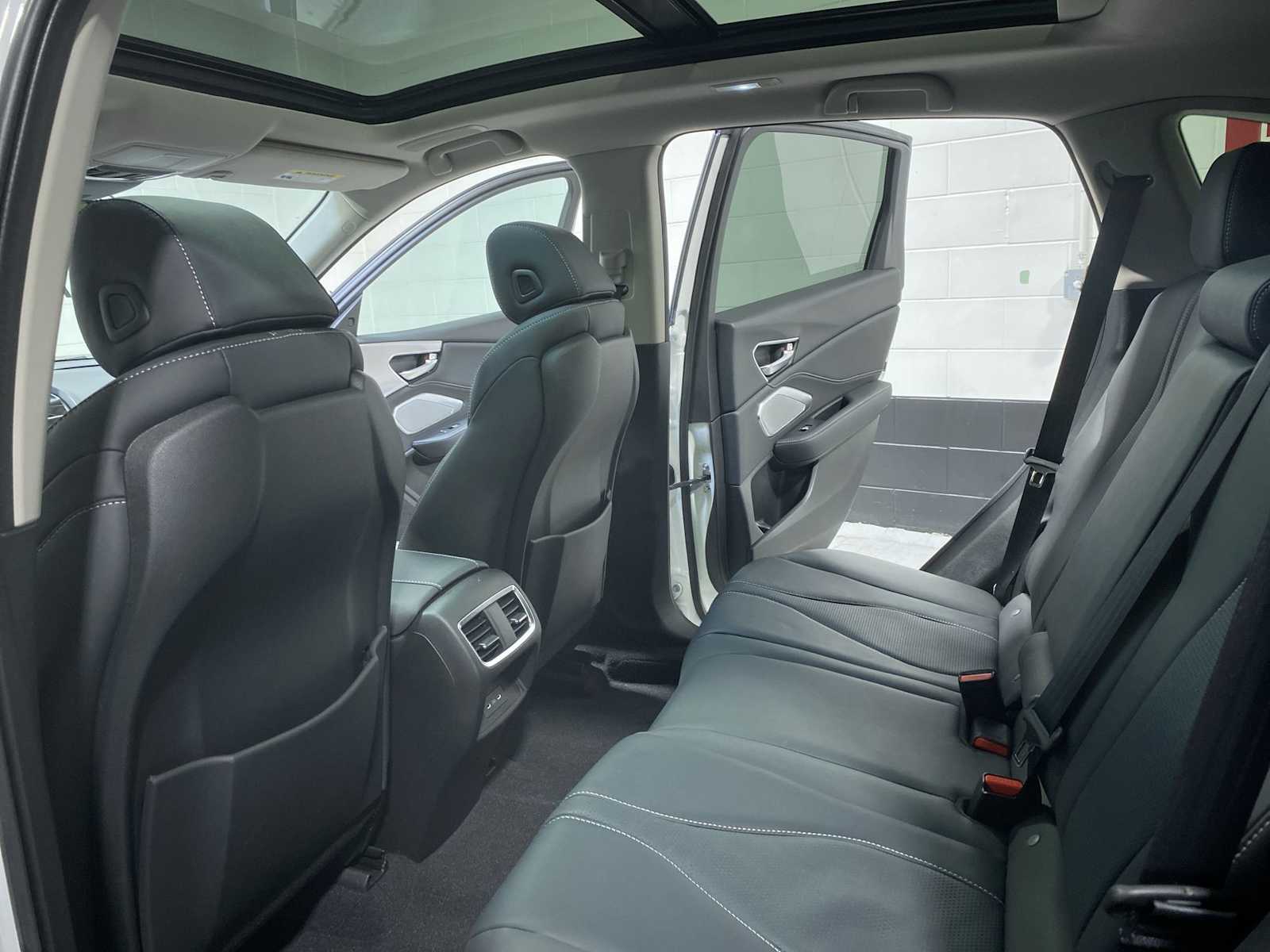 Thumbnail: 2023 Acura RDX - 12