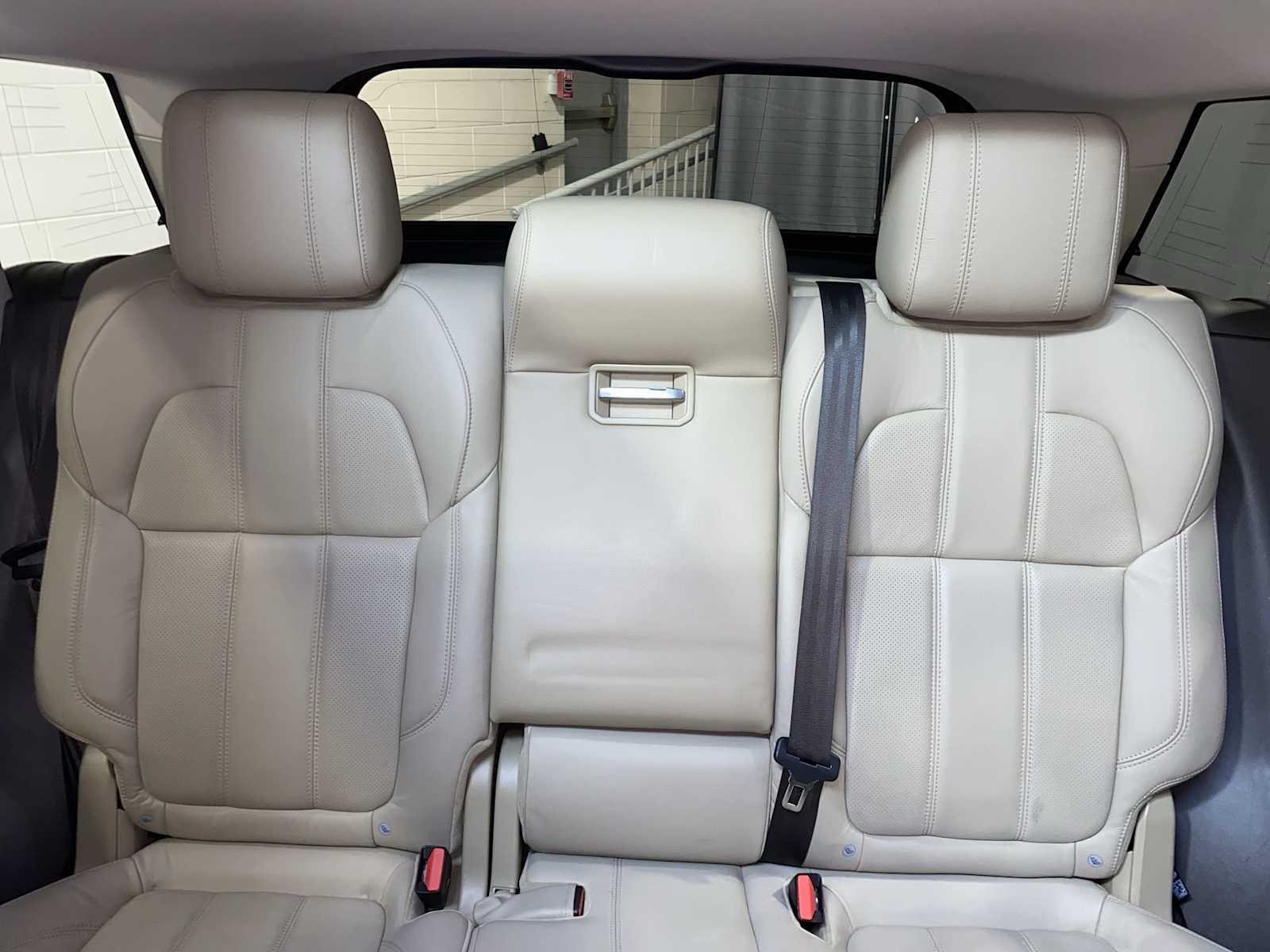 Thumbnail: 2016 Land Rover Range Rover Sport - 22