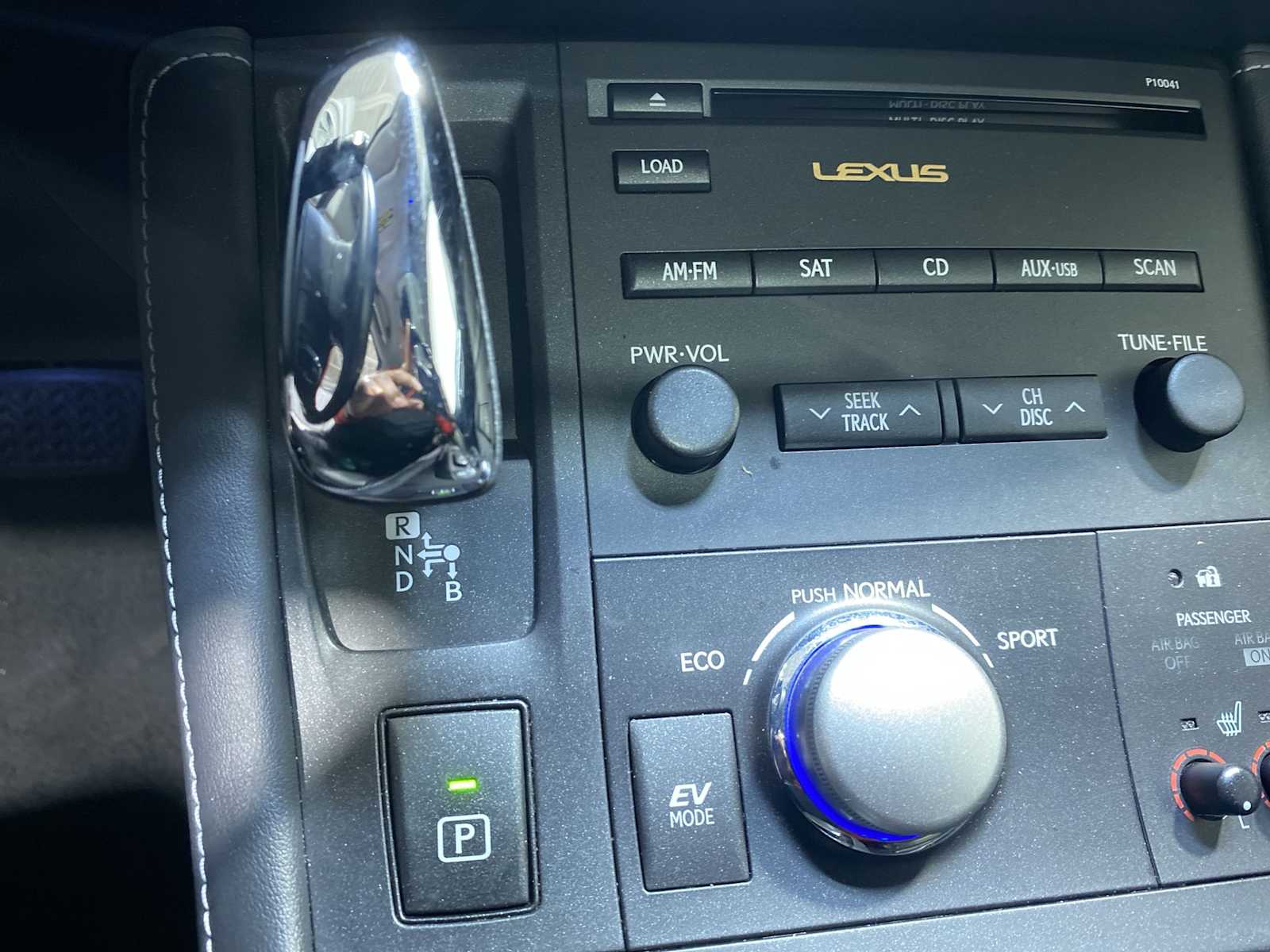 Thumbnail: 2011 Lexus CT - 17