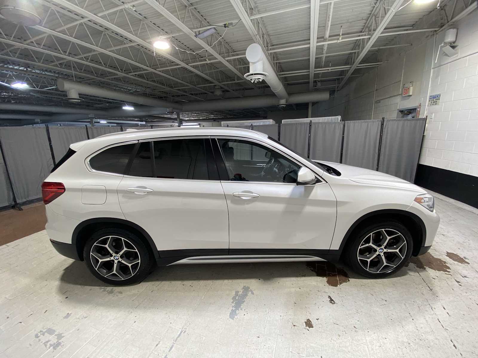 Thumbnail: 2018 BMW X1 - 27