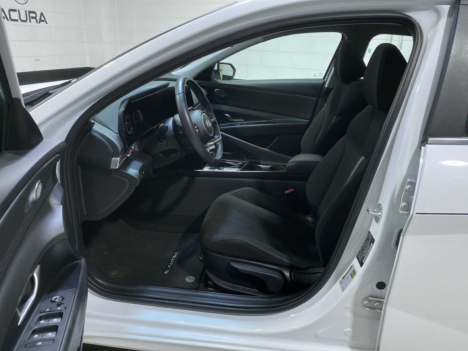 Thumbnail: 2024 Hyundai Elantra - 2