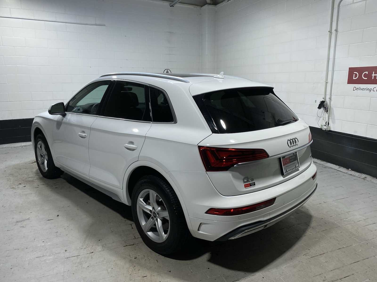 Thumbnail: 2021 Audi Q5 - 3