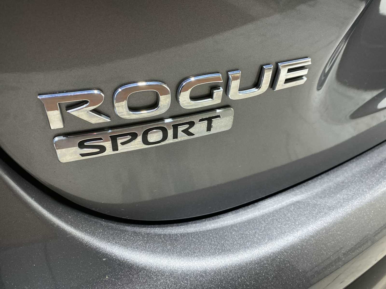 Thumbnail: 2019 Nissan Rogue Sport - 7