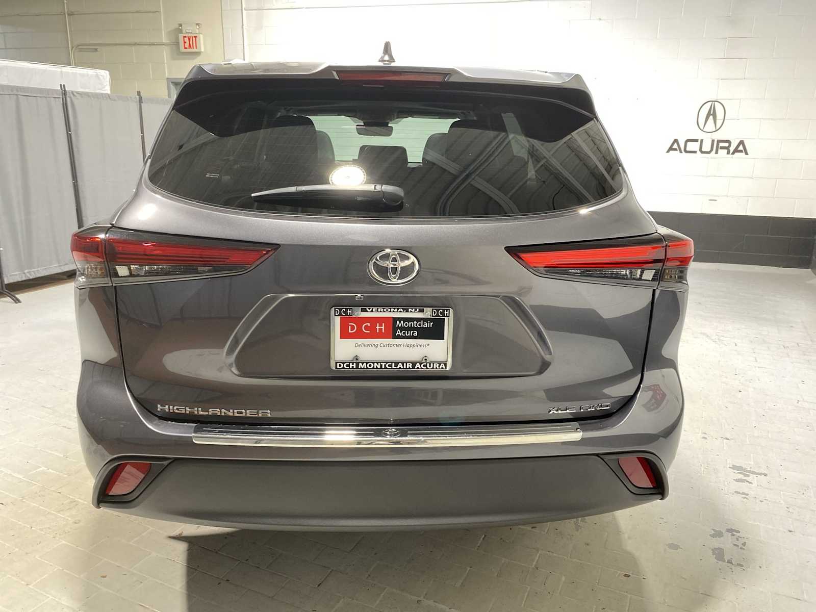 Thumbnail: 2023 Toyota Highlander - 5