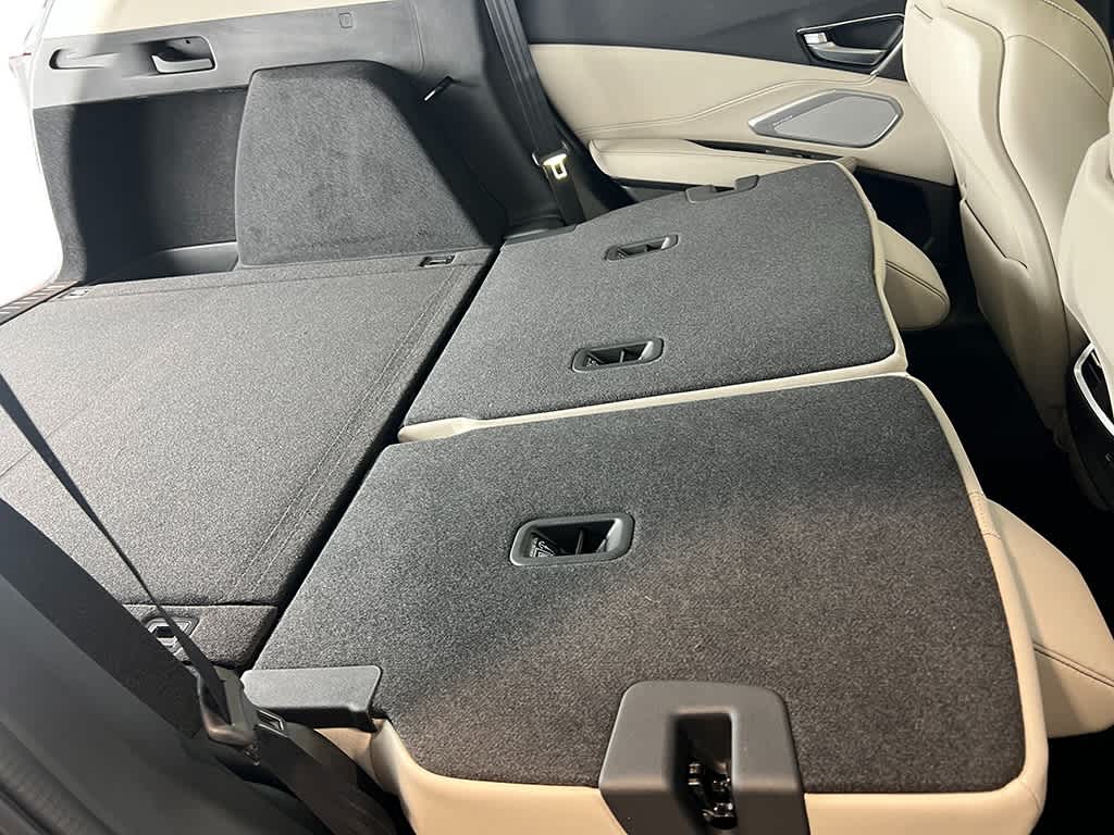 Thumbnail: 2026 Acura RDX - 34