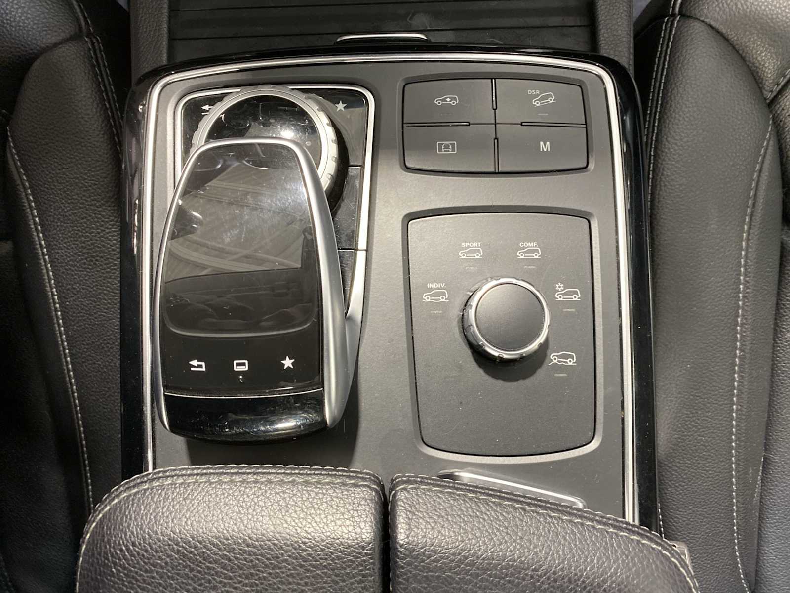 Thumbnail: 2017 Mercedes-Benz GLS - 23