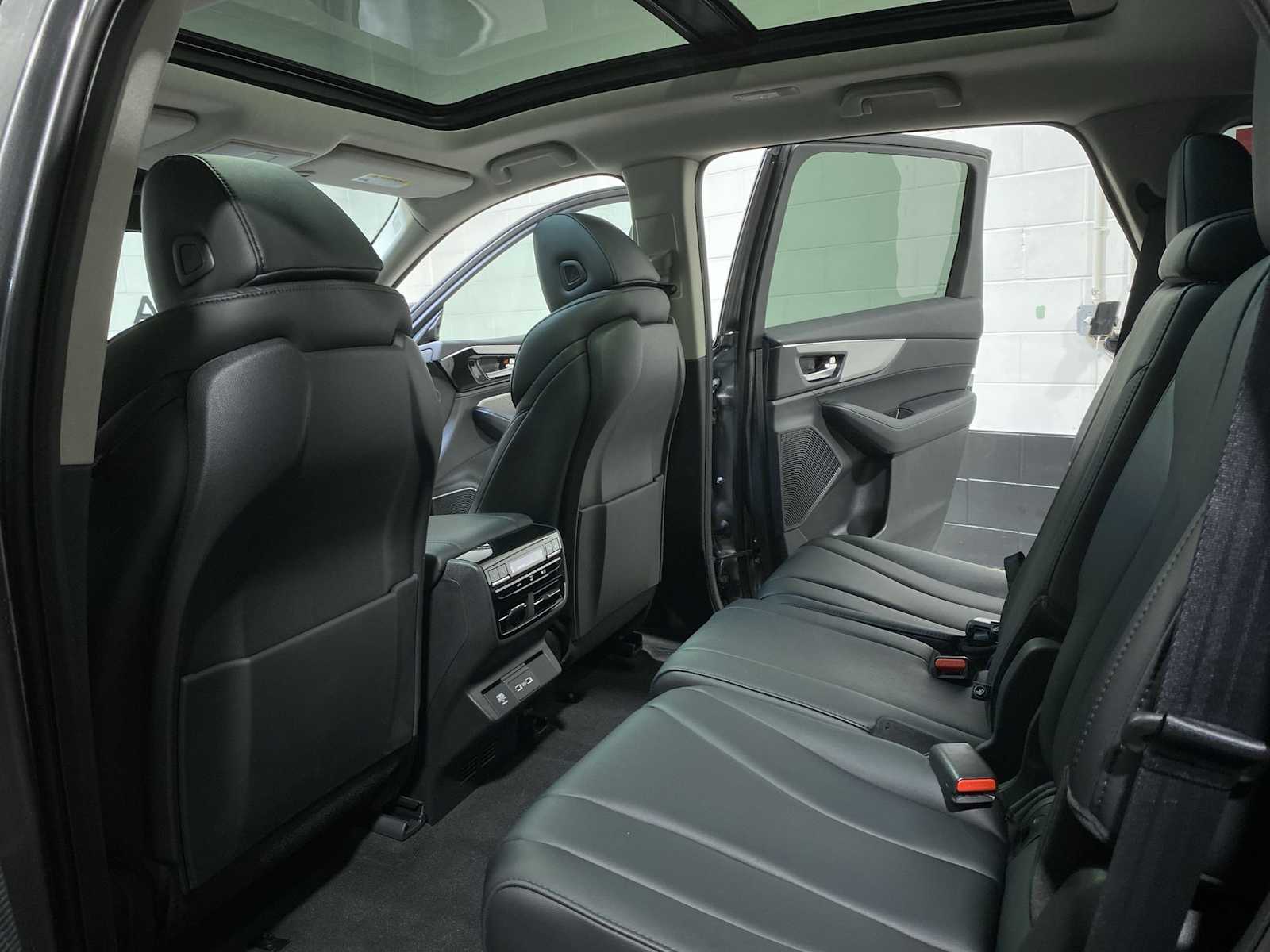 Thumbnail: 2023 Acura MDX - 12