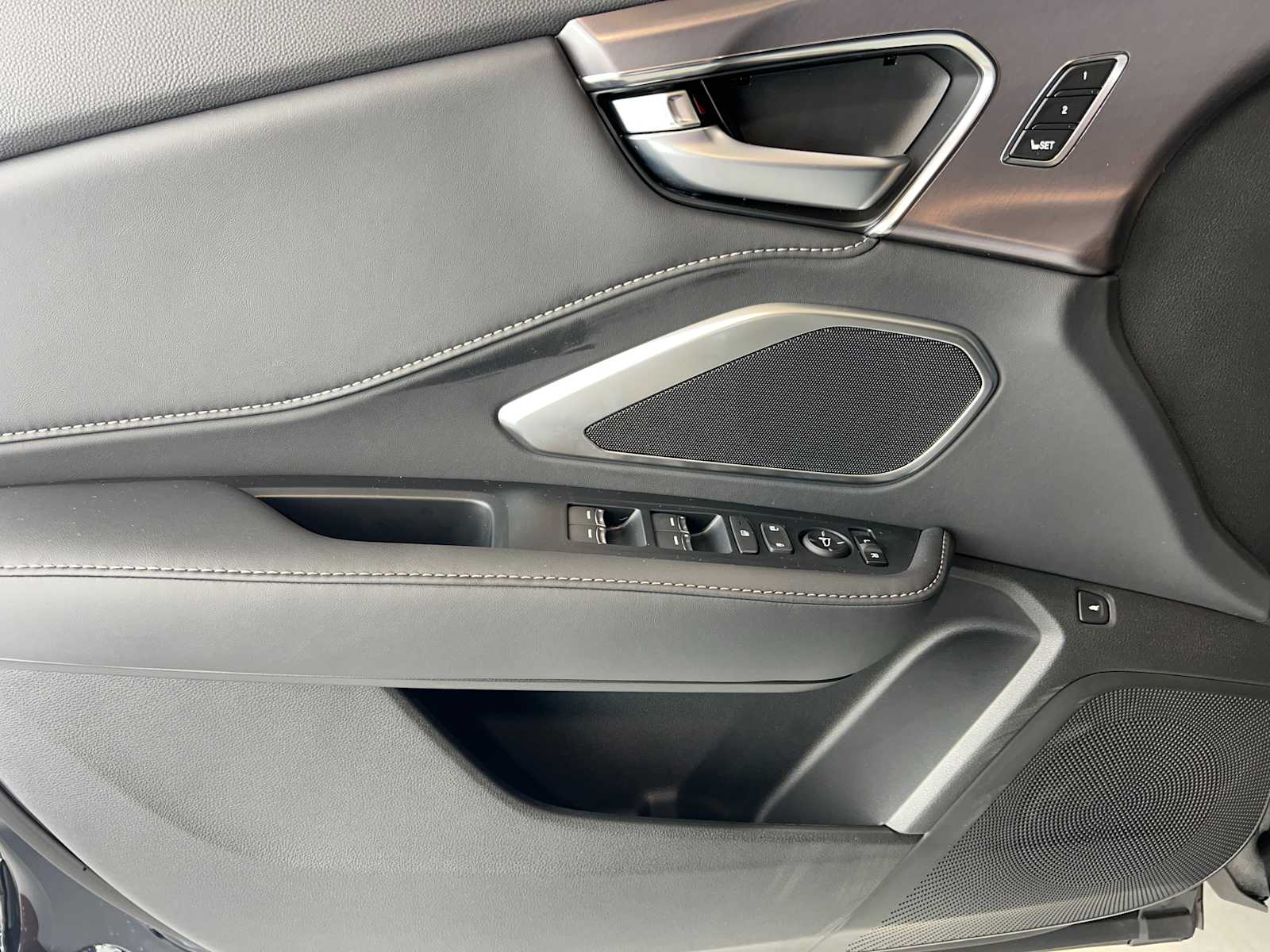 Thumbnail: 2026 Acura RDX - 22