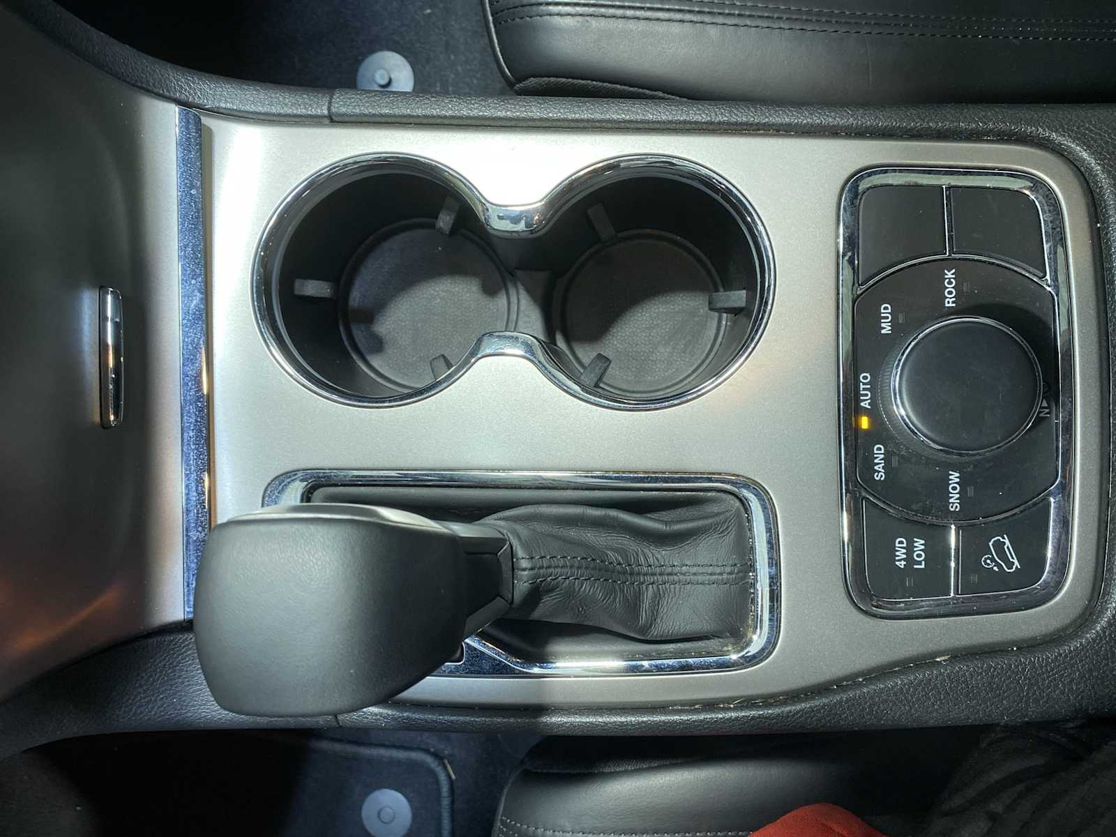 Thumbnail: 2019 Jeep Grand Cherokee - 17