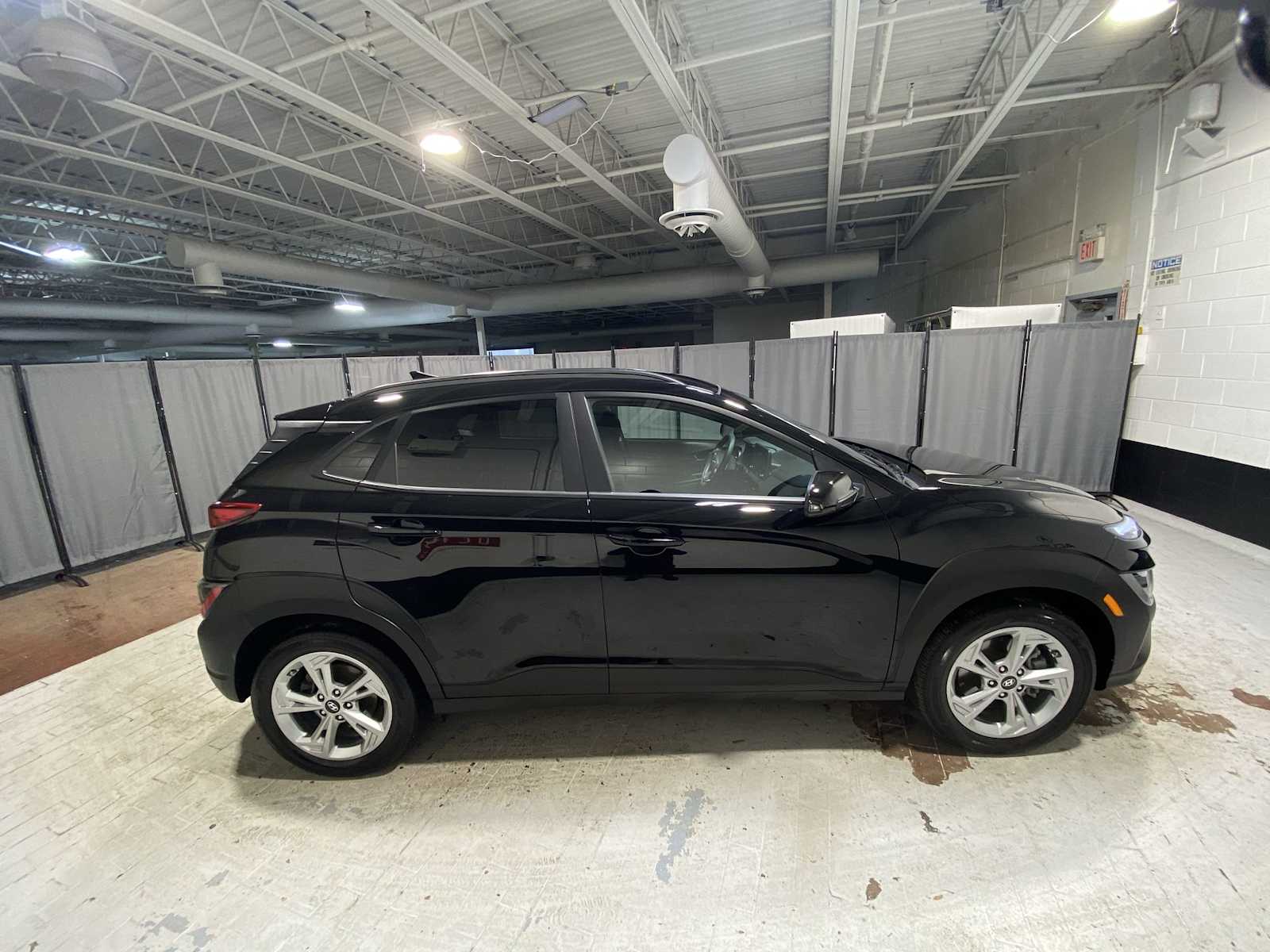 Thumbnail: 2023 Hyundai Kona - 27