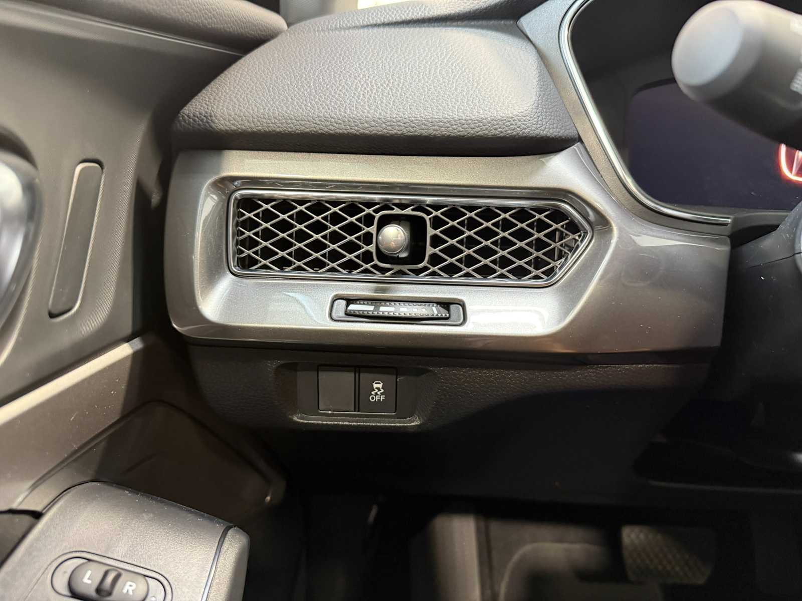 Thumbnail: 2026 Acura Integra - 22