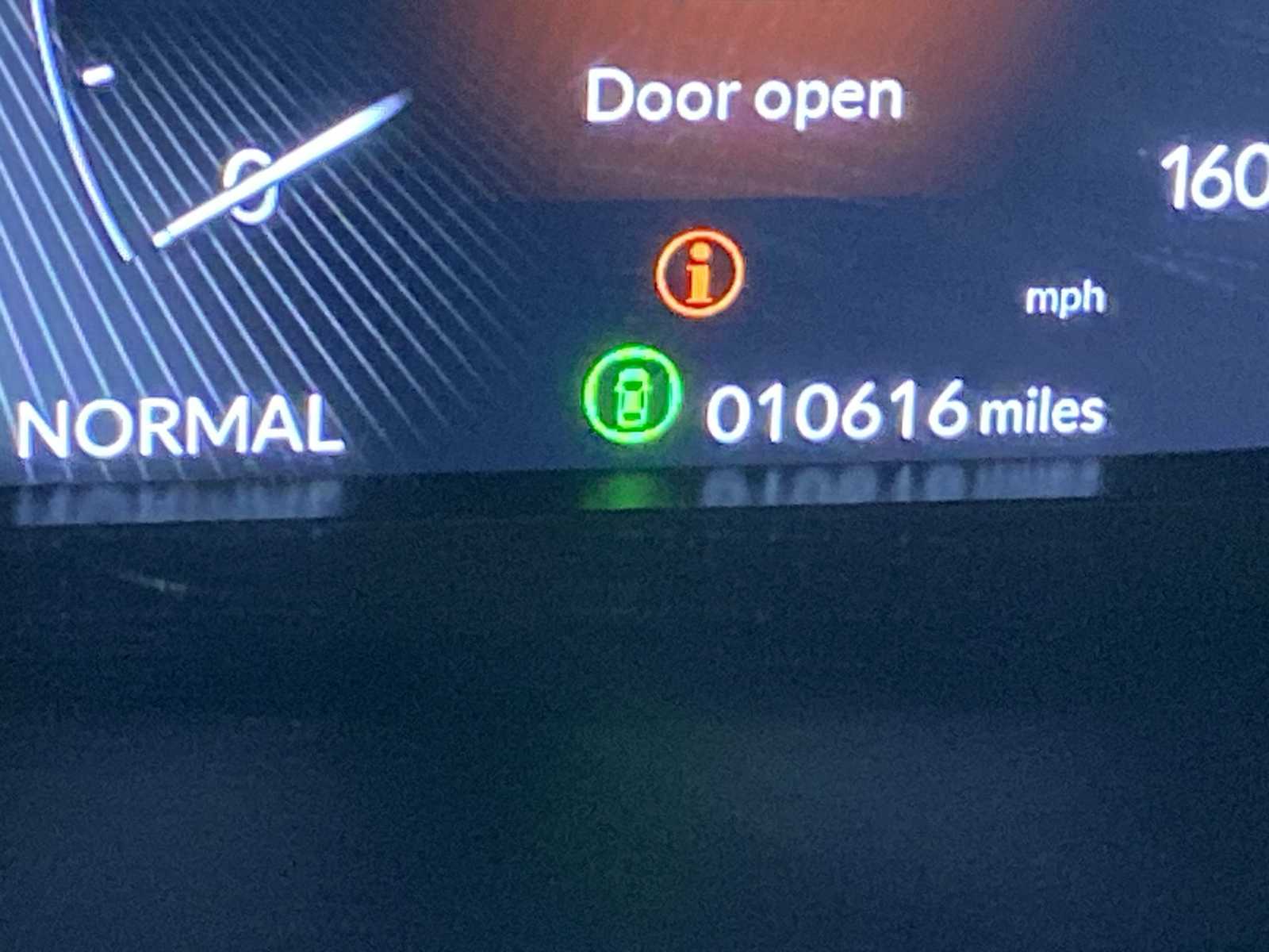 Thumbnail: 2023 Acura Integra - 18