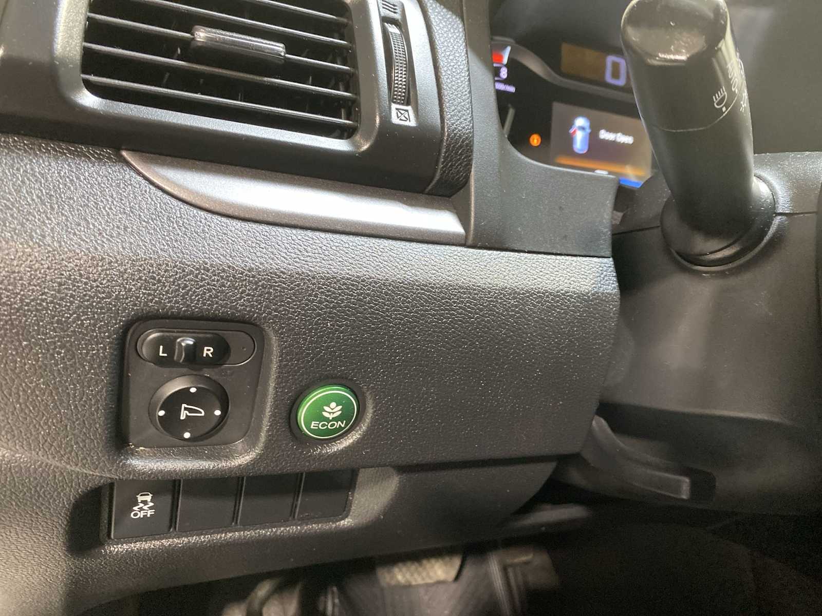 Thumbnail: 2018 Honda Pilot - 24