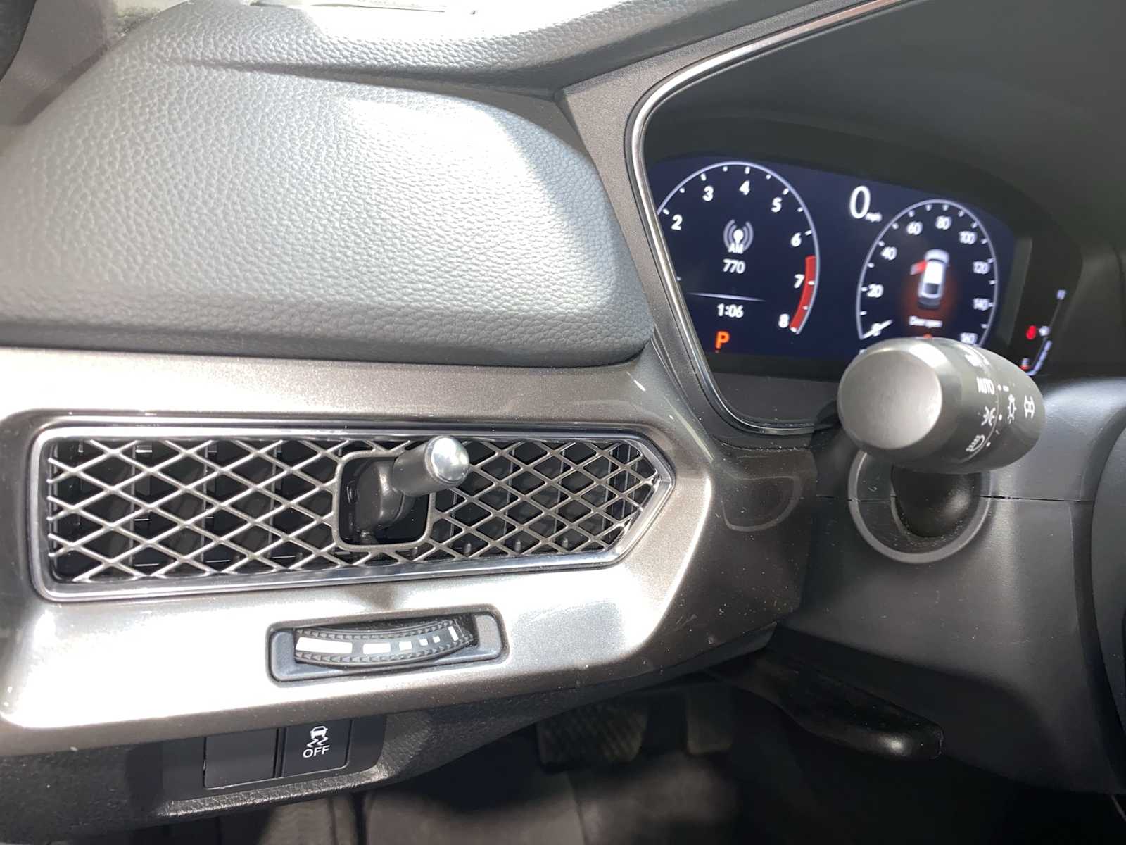 Thumbnail: 2024 Acura Integra - 24