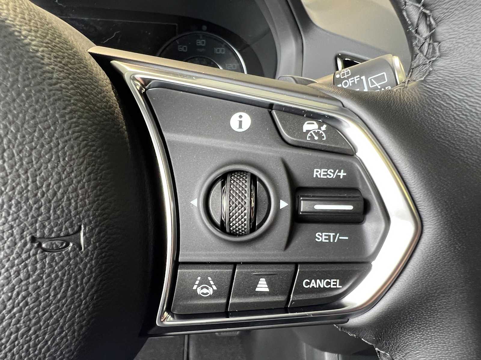 2025 Acura RDX Base 17