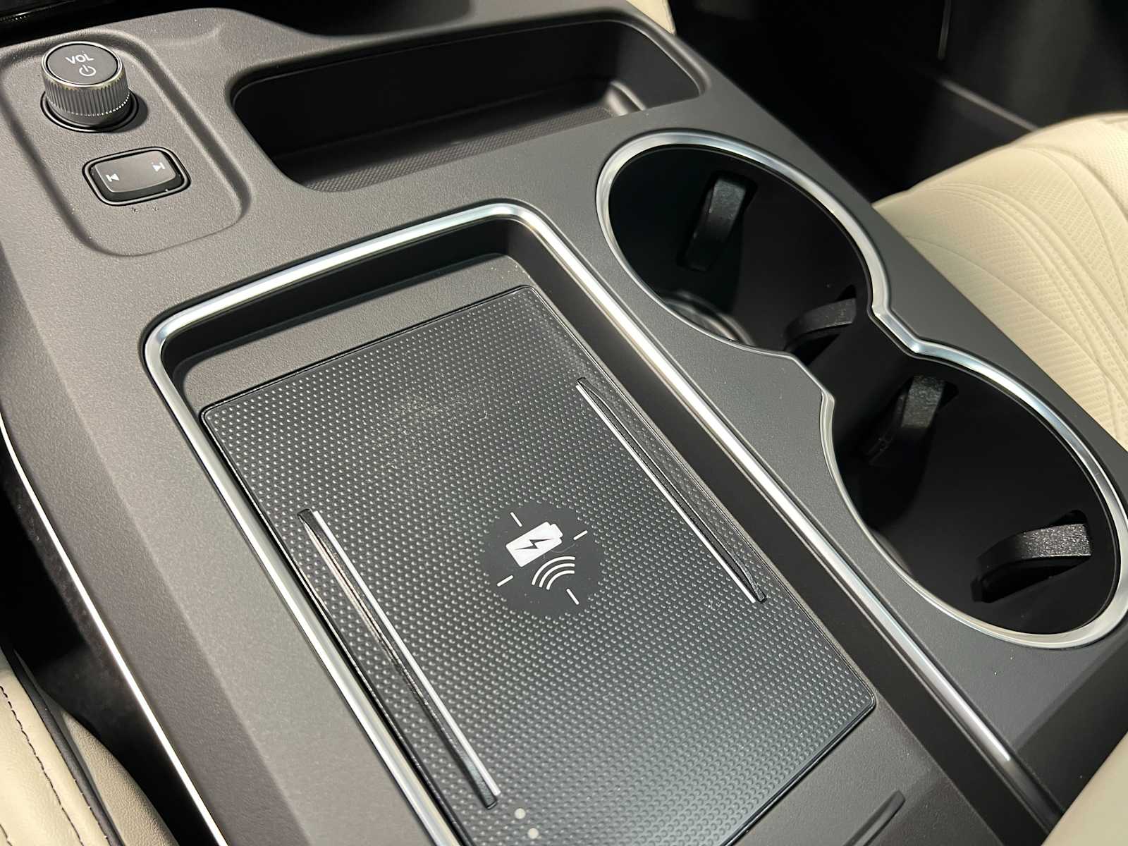 Thumbnail: 2026 Acura MDX - 29