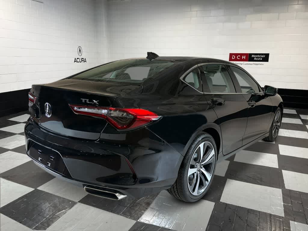 Thumbnail: 2025 Acura TLX - 5
