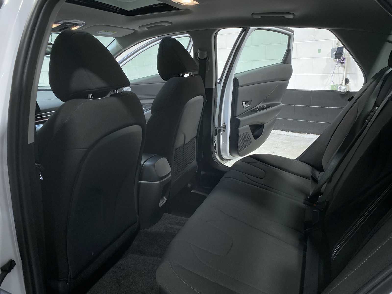 Thumbnail: 2024 Hyundai Elantra - 12