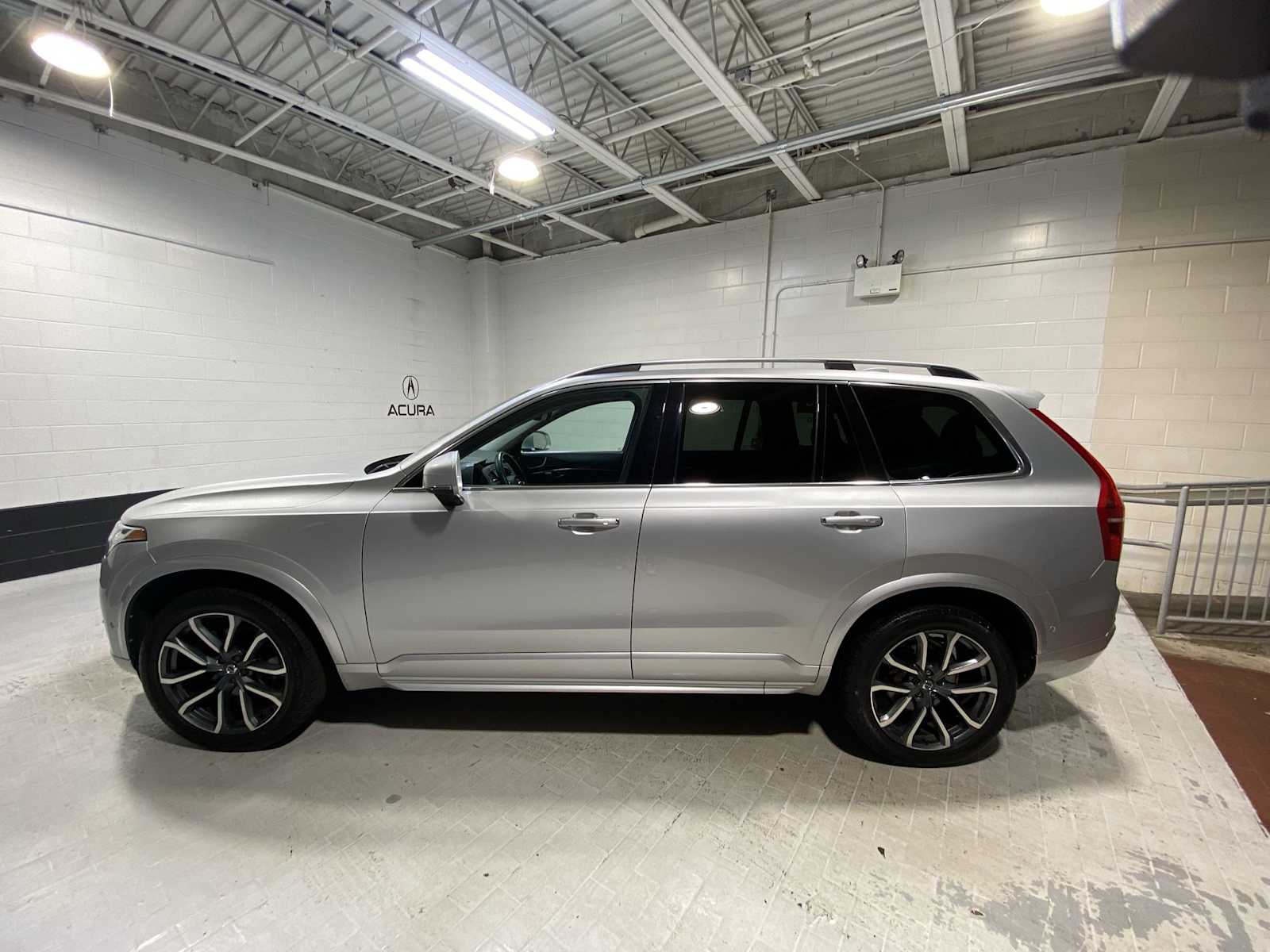 Thumbnail: 2017 Volvo XC90 - 3