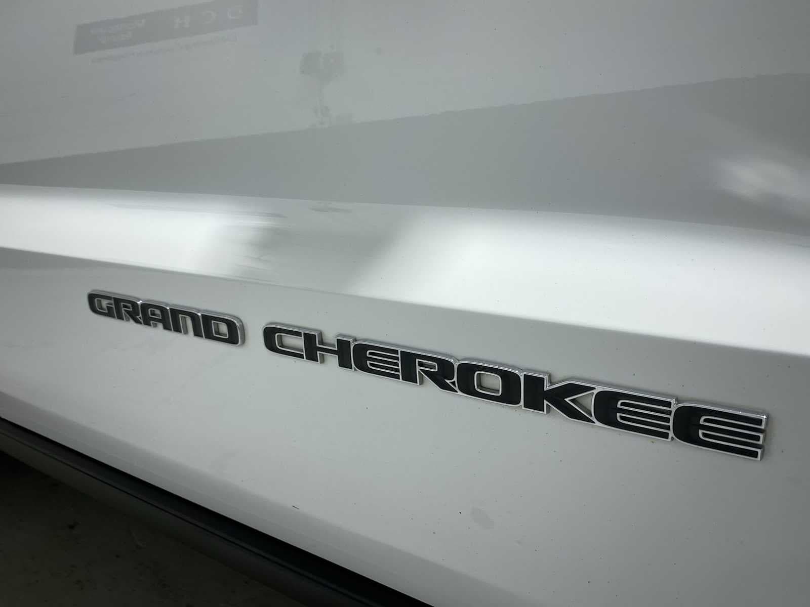 Thumbnail: 2019 Jeep Grand Cherokee - 7