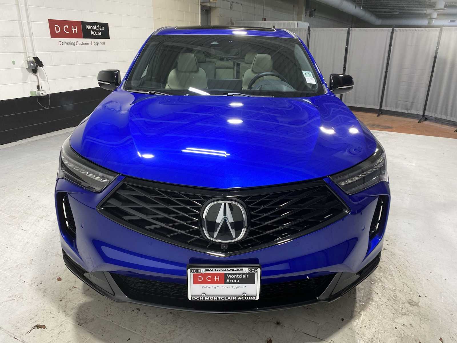 Thumbnail: 2025 Acura RDX - 6