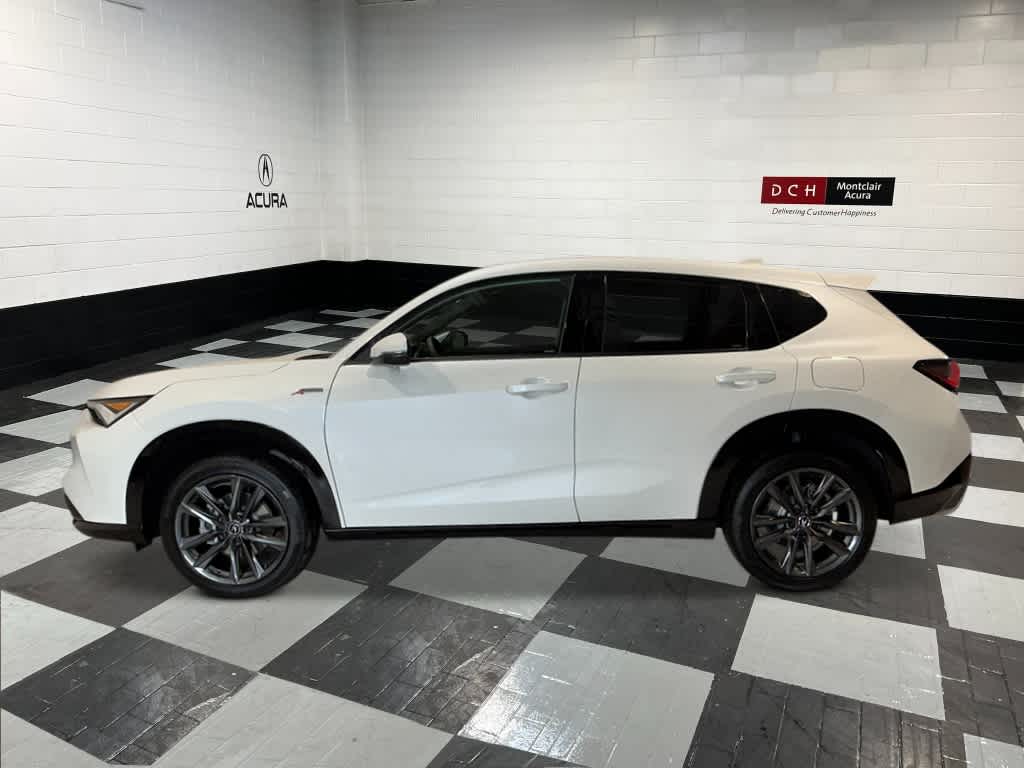 Thumbnail: 2025 Acura ADX - 2