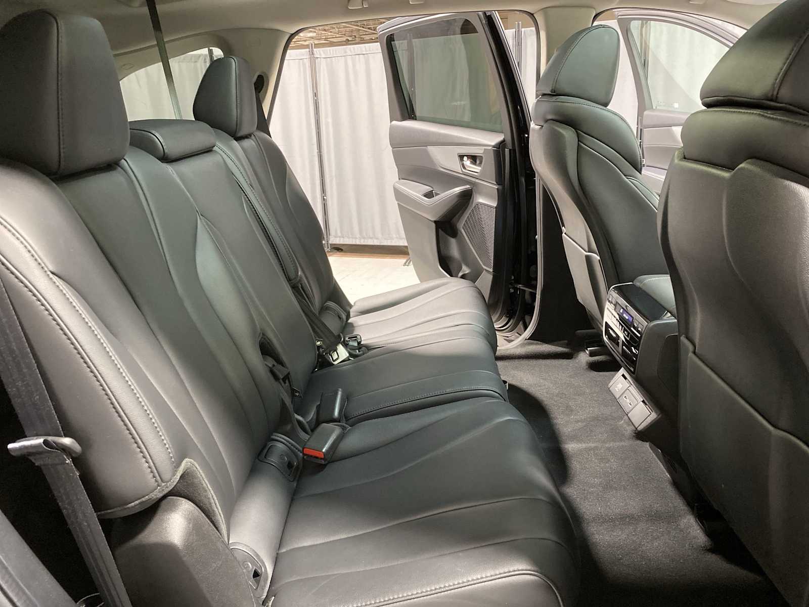 Thumbnail: 2023 Acura MDX - 13