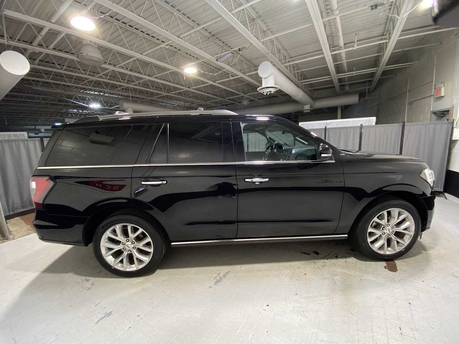 Thumbnail: 2019 Ford Expedition - 26