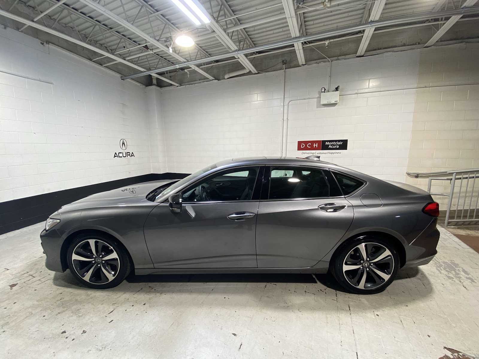 Thumbnail: 2025 Acura TLX - 3