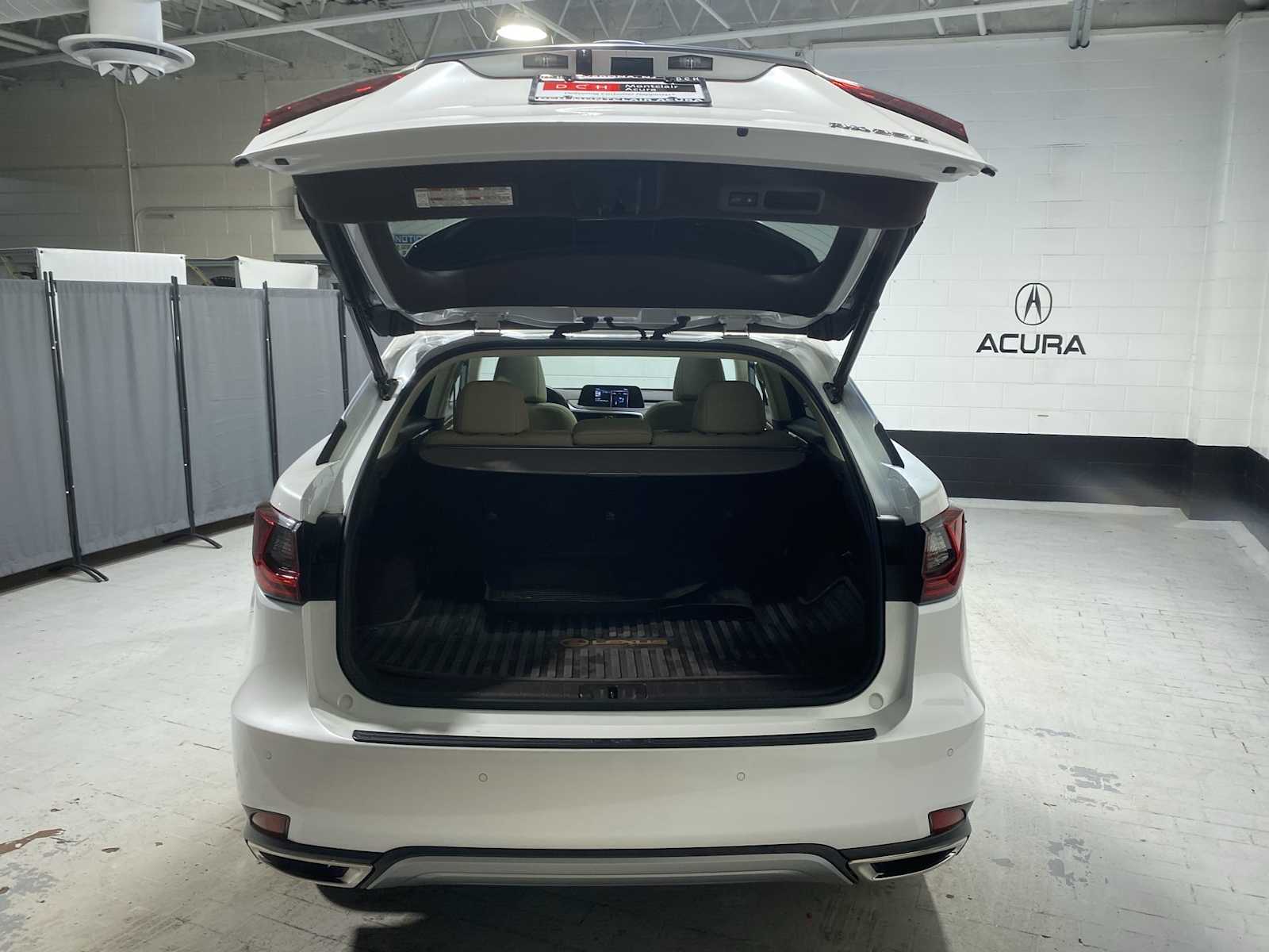 Thumbnail: 2020 Lexus RX - 19