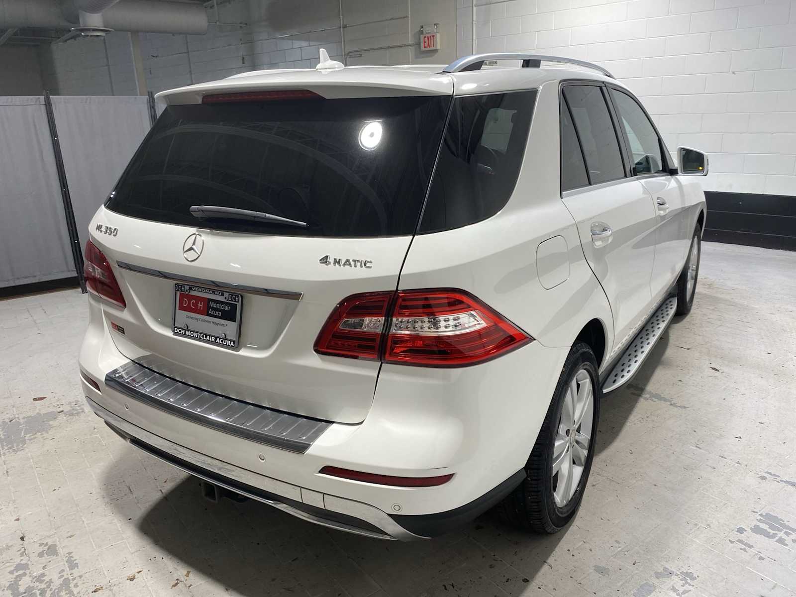 Thumbnail: 2015 Mercedes-Benz M-Class - 26